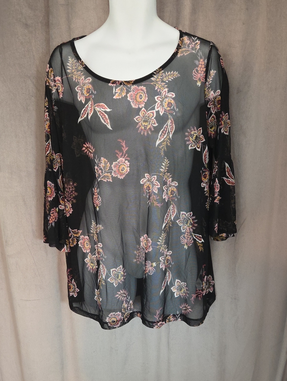 NWT 2X Love & Legend Black Sheer Floral Scoop-Neck Tunic